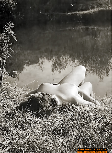 Magnetic brunette and blonde wearing black  - XXX Dessert - Picture 9