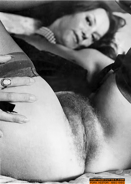 Skilled couple girls in leather jacket leop - XXX Dessert - Picture 8