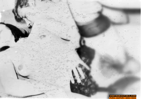 Nasty brunette and blonde sluts get their p - XXX Dessert - Picture 2