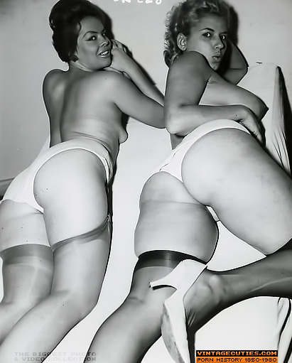 Bitches with big round tits get their pussi - XXX Dessert - Picture 9