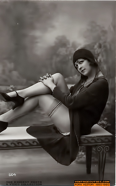 Chubby brunette bitch in sexy outfit gets n - XXX Dessert - Picture 4