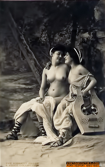 Naked gals enjoy posing for the camera whil - XXX Dessert - Picture 1