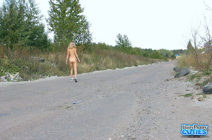 Teen blonde goes outdoor naked and shows he - XXX Dessert - Picture 9