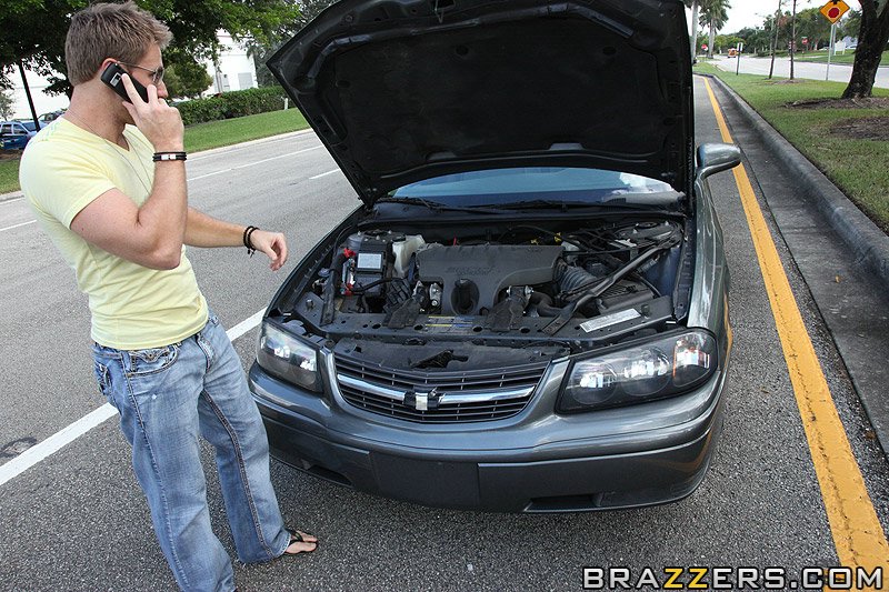 Sexy car mechanic got her pussy pounded in  - XXX Dessert - Picture 6