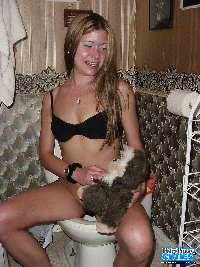 Teen chick with skinny body in black underw - XXX Dessert - Picture 7