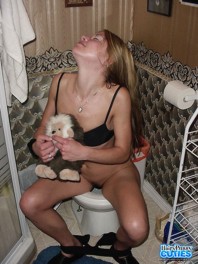 Teen chick with skinny body in black underw - XXX Dessert - Picture 8