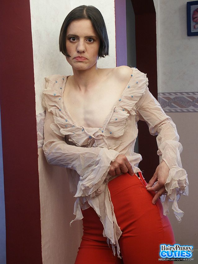 Luscious babe teases with her banging body  - XXX Dessert - Picture 3