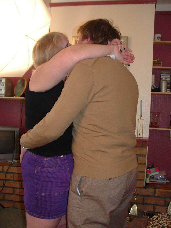 Blonde MILF teases a hot dude with her Chub - XXX Dessert - Picture 3