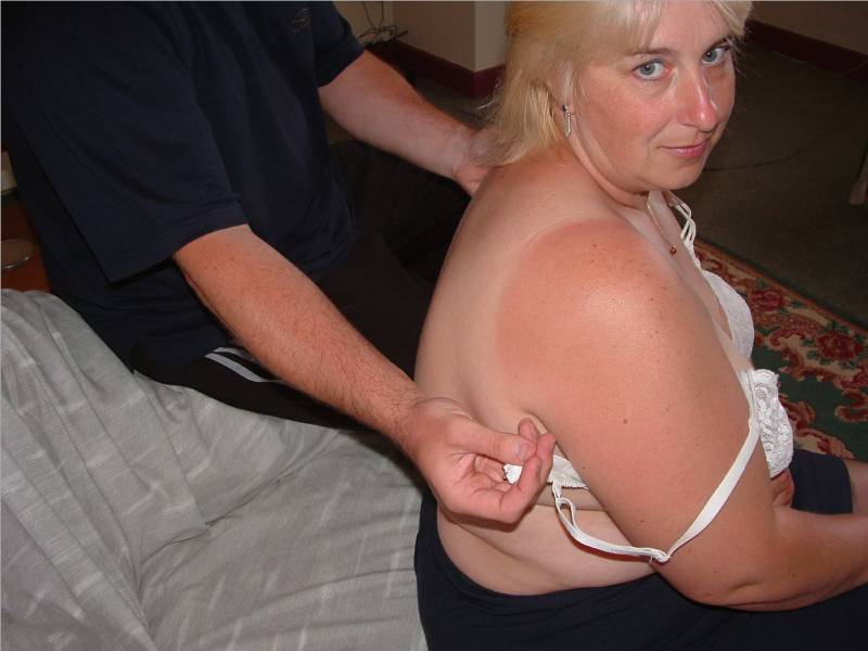 Chubby MILF lets her horny hubby take off h - XXX Dessert - Picture 5