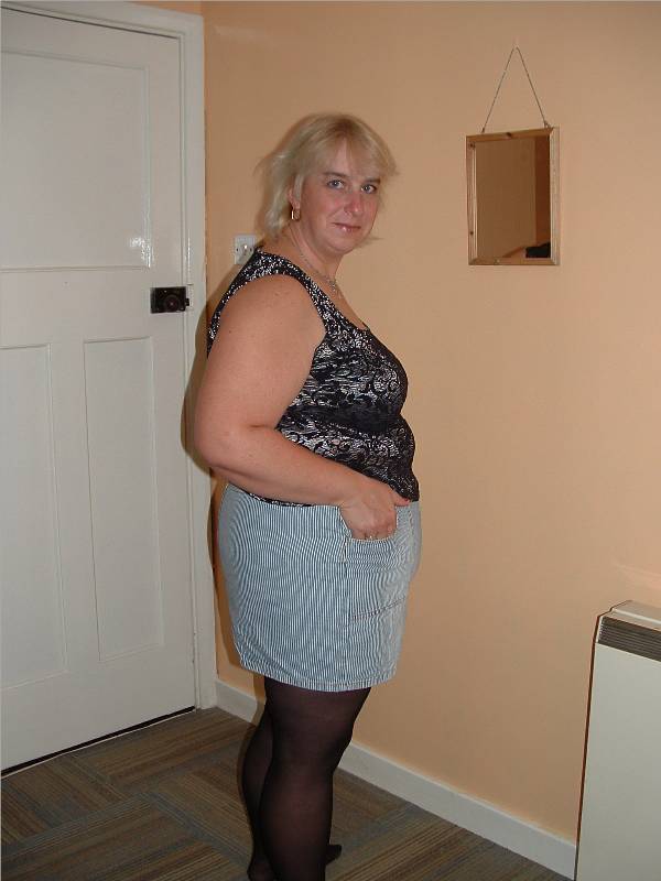 Blonde MILF with Chubby body lets her hubby - XXX Dessert - Picture 16