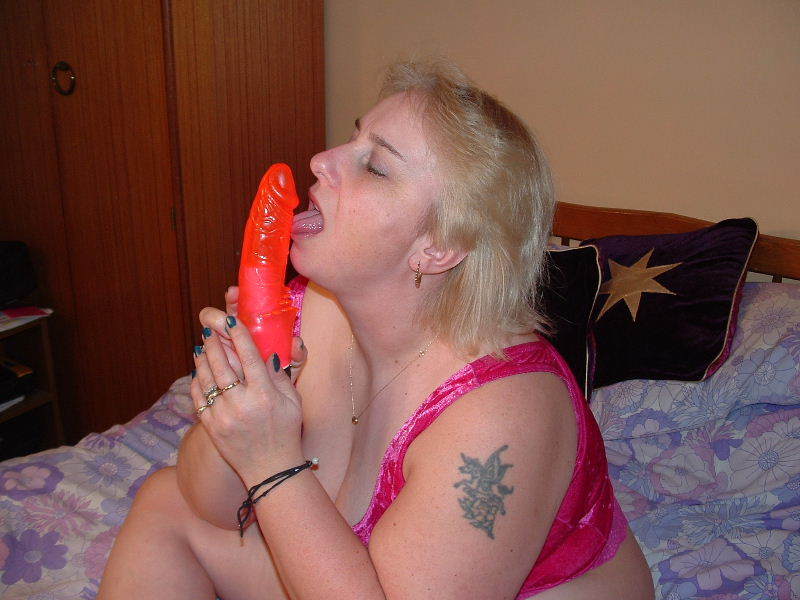 Steaming hot blonde with plus size body in  - XXX Dessert - Picture 20