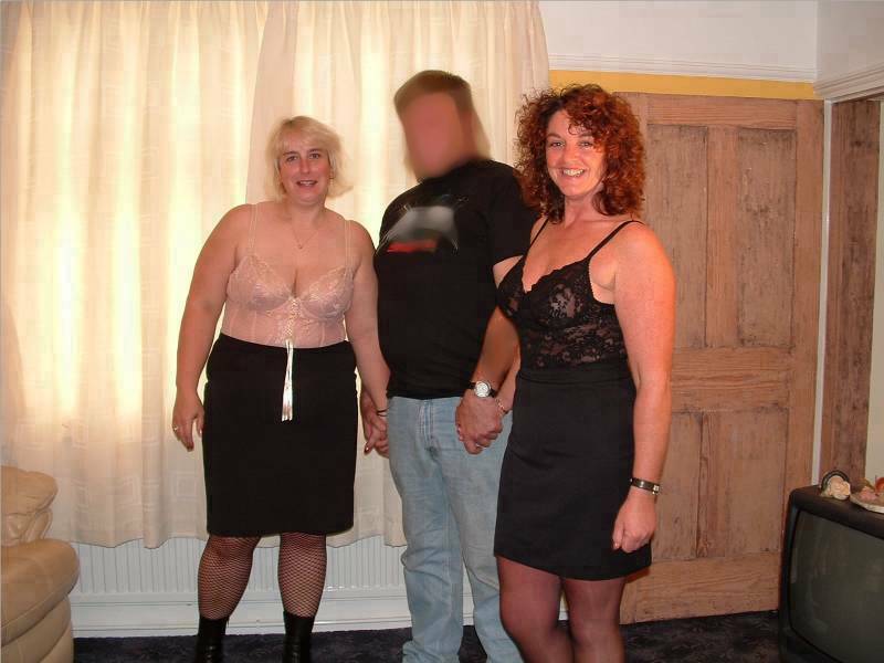 Chubby chick in flesh nighty, black skirt,  - XXX Dessert - Picture 3