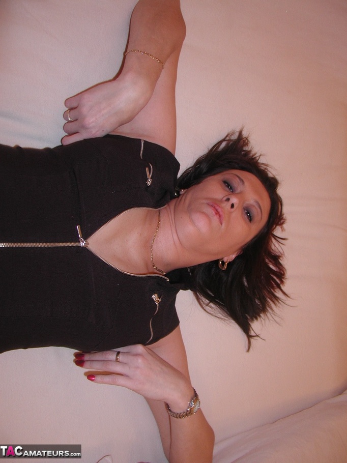 Hot chicks in purple and in black dresses g - XXX Dessert - Picture 11