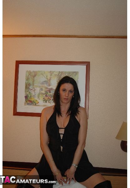 Lusty babe pose her lusty body in black dre - XXX Dessert - Picture 20