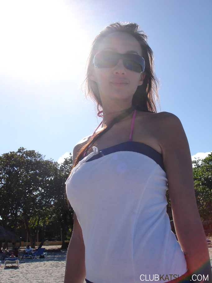 Steaming hot Asian chick displays her indul - XXX Dessert - Picture 6