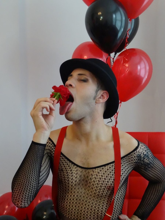 Sexy dude in black fishnet body garter play - XXX Dessert - Picture 4