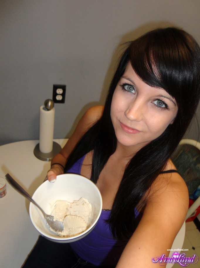 Colorful thong sprinkles-loving brunette ge - XXX Dessert - Picture 1
