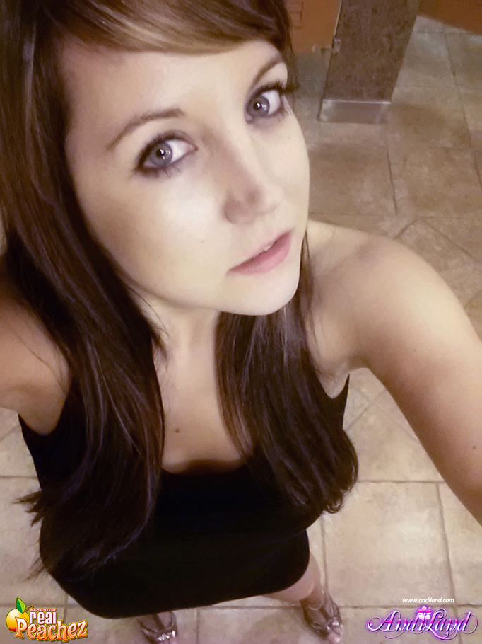 Candid pictures from a brunette teen porn m - XXX Dessert - Picture 7