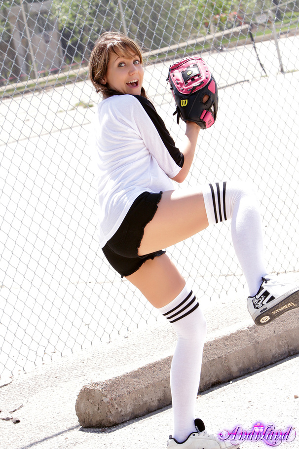 Kinky brunette wearing white top and white  - XXX Dessert - Picture 7