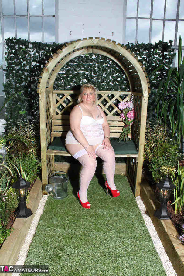 Blonde plumper teasing outdoors in white lingerie and red heels before toying herself with huge dildo - XXXonXXX - Pic 2
