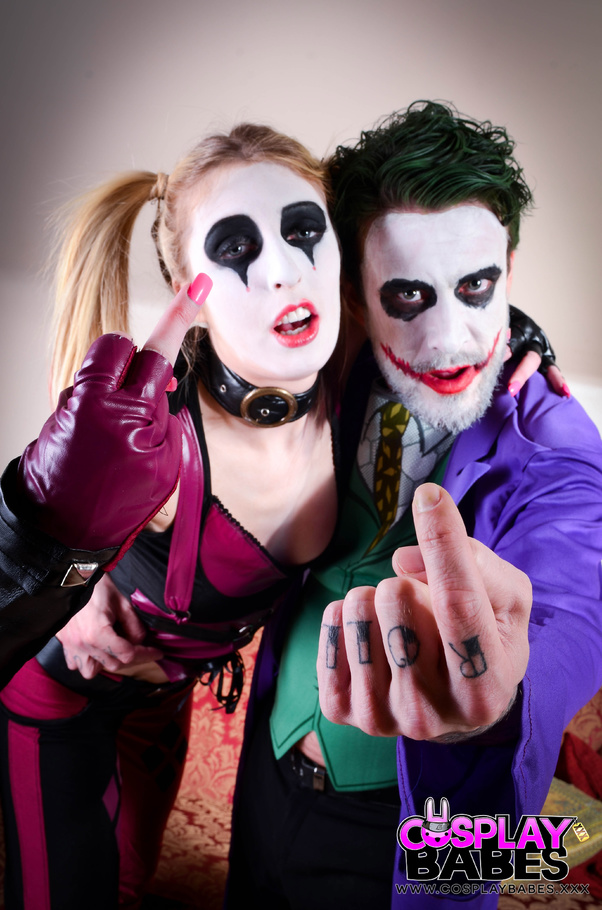 The joker gets a chance to pound harly quin - XXX Dessert - Picture 9