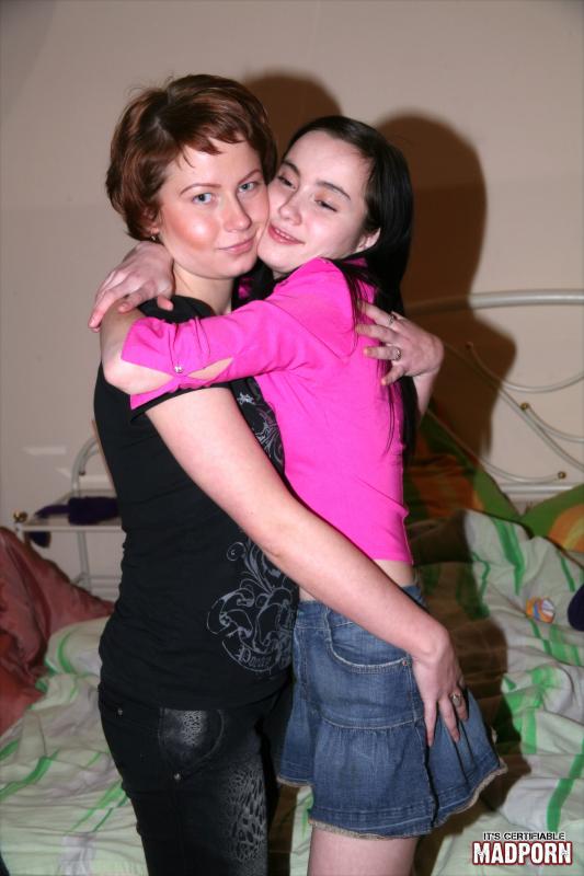 Slutty teens in bed gets naked before kissing and going oral. - XXXonXXX - Pic 1