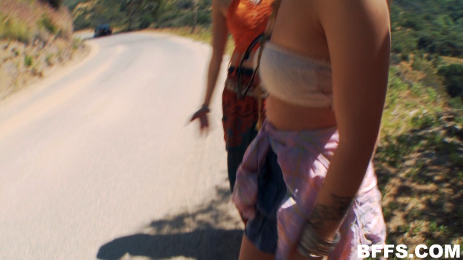 Cute teen foursome fuck - XXX Dessert - Picture 1
