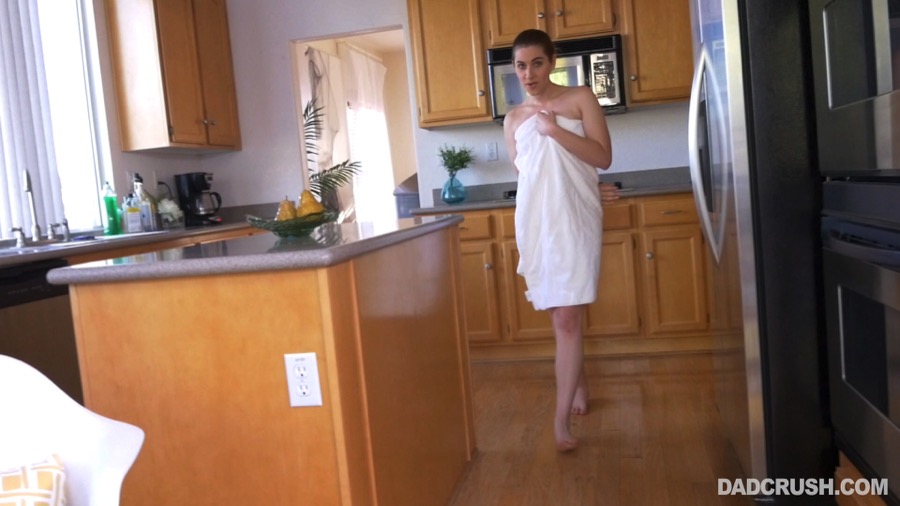 Blonde shy teen fuck - XXX Dessert - Picture 6