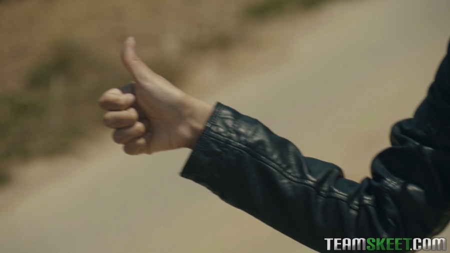 Long hair amateur teen car fuck - XXX Dessert - Picture 1