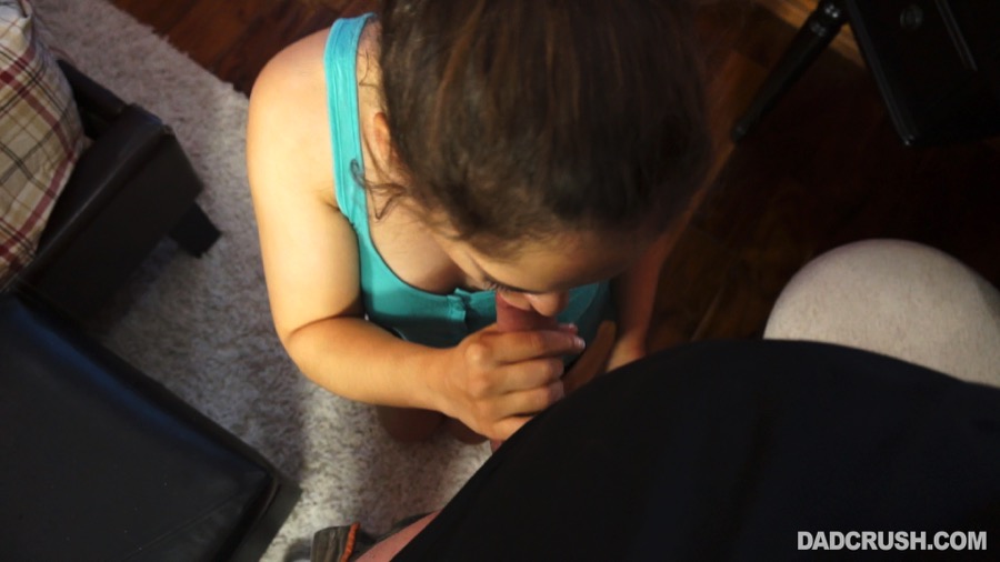 Small tits brunette mom - XXXonXXX - Pic 9