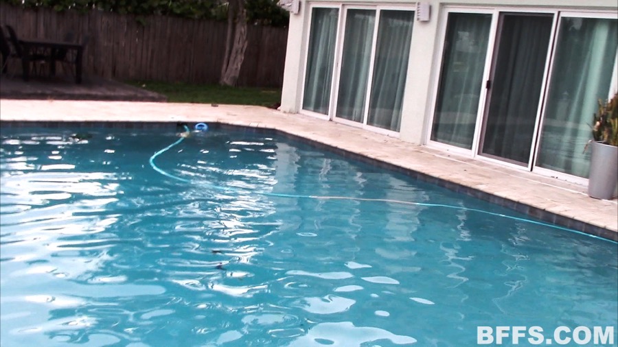 Big bikini teen fuck - XXX Dessert - Picture 10