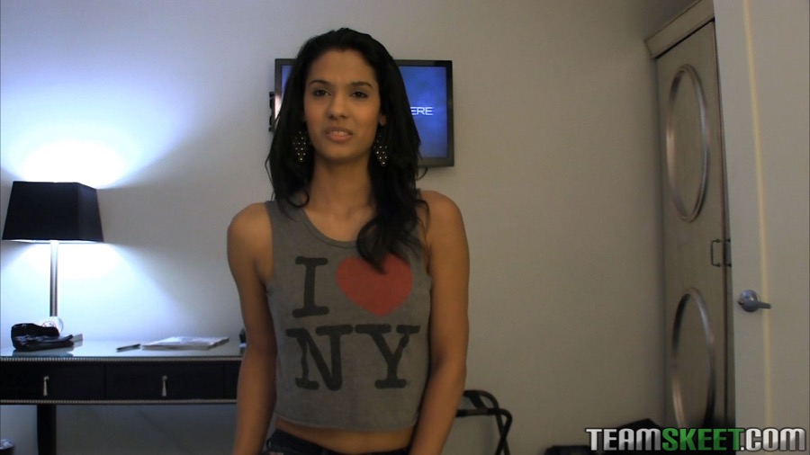 Perfect big tit latina teen - XXX Dessert - Picture 2