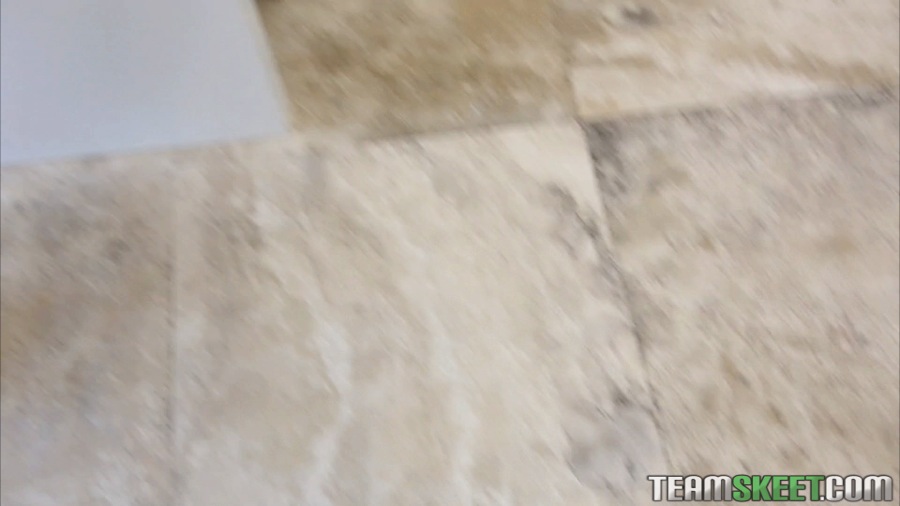 cute teen redhead - XXX Dessert - Picture 1