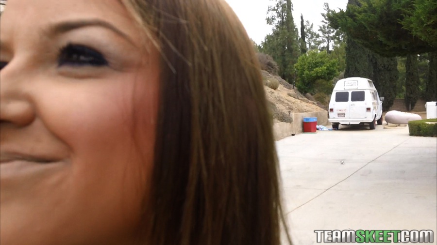 cute teen amateur - XXX Dessert - Picture 1