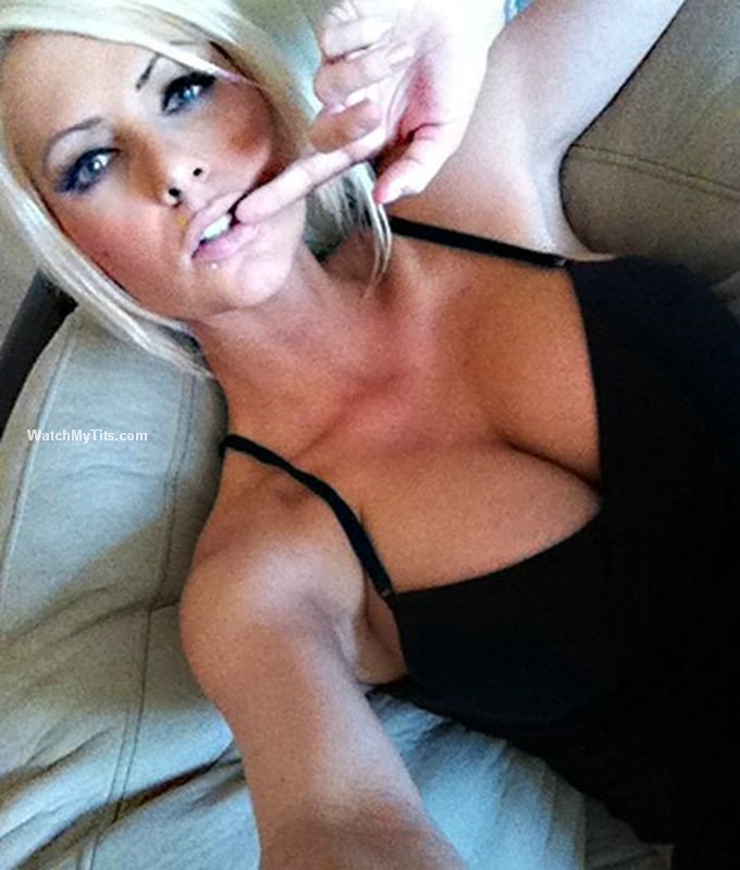 Busty naughty amateur - XXX Dessert - Picture 2