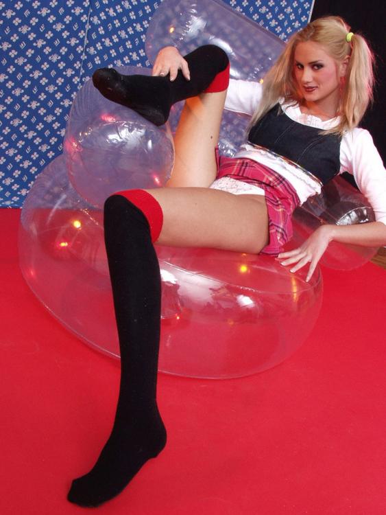 Sexy bonny ass lassie with blonde hair is f - XXX Dessert - Picture 2