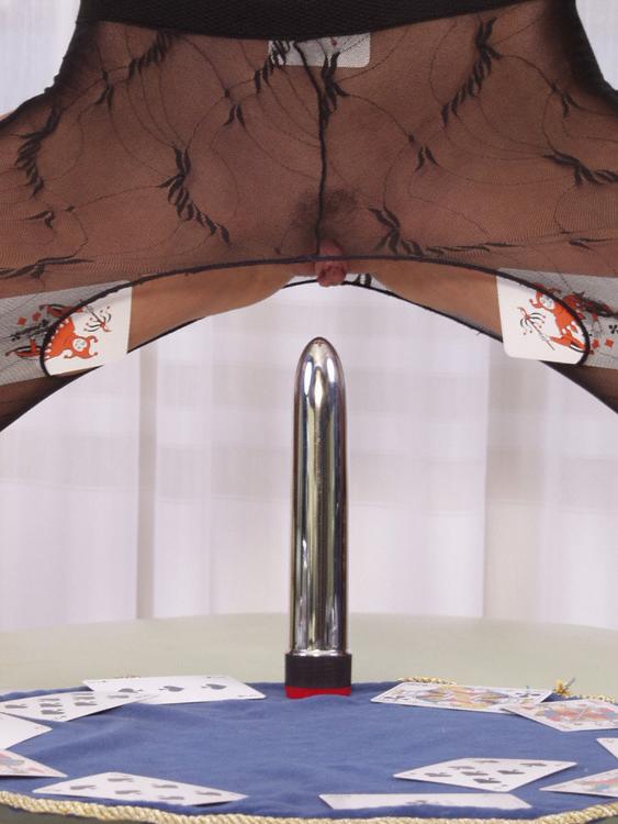 Hot twiggy lassie with red hair is riding b - XXX Dessert - Picture 9