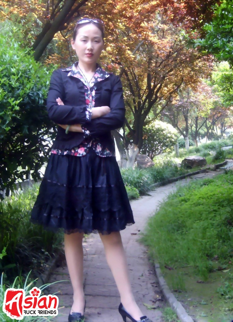 Sexy amateur asian milf - XXX Dessert - Picture 8