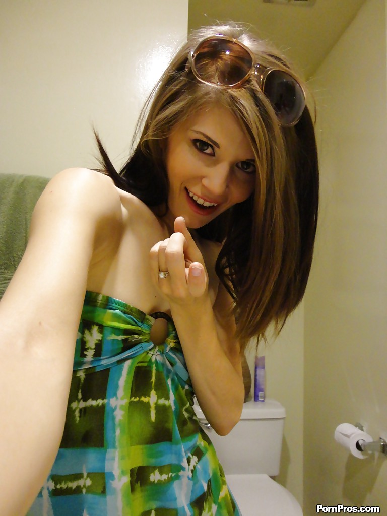 Teen tiny tits dress - XXXonXXX - Pic 7