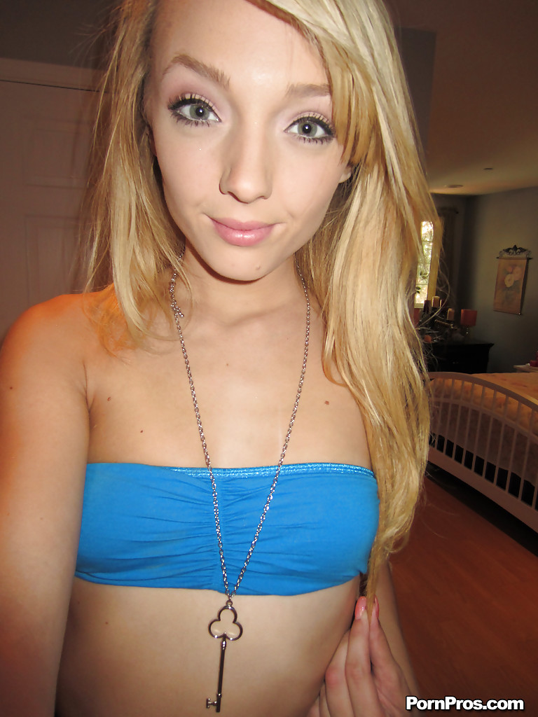 Self shot slim masturbation - XXXonXXX - Pic 1