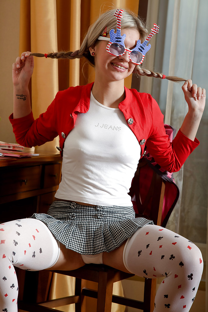 Stripping teen anal pigtail - XXXonXXX - Pic 1