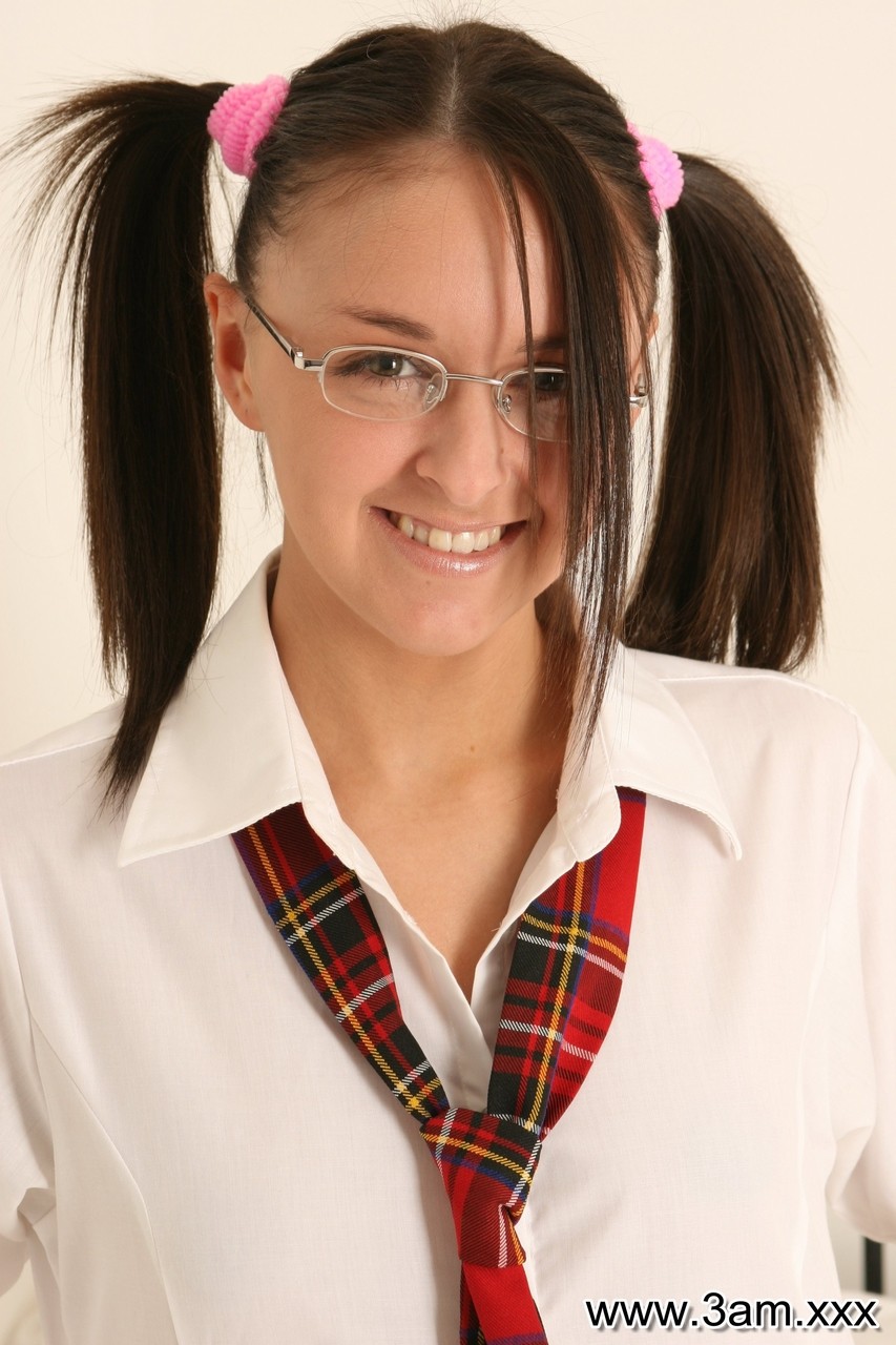 Stunning uniform teen fuck - XXX Dessert - Picture 1