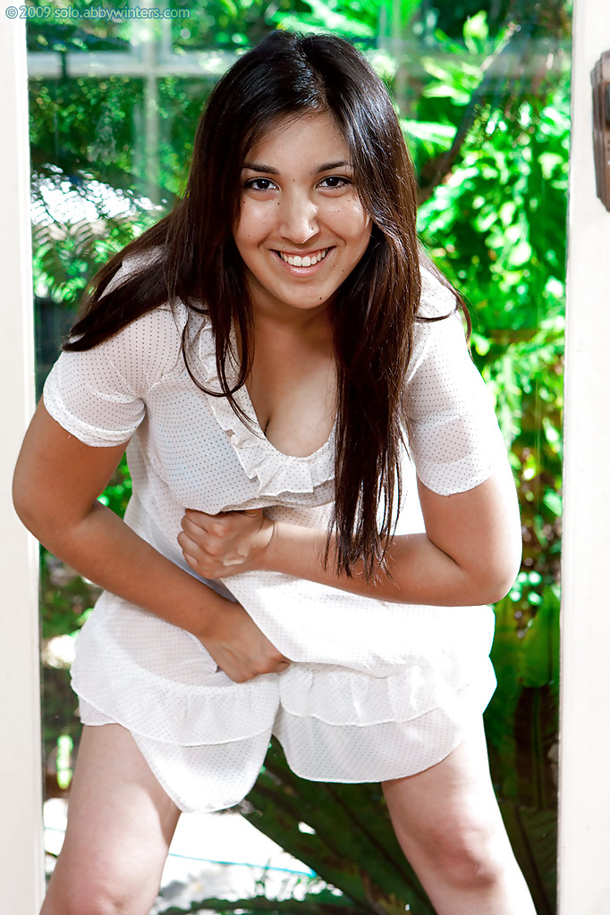 Model busty latina teen - XXX Dessert - Picture 2