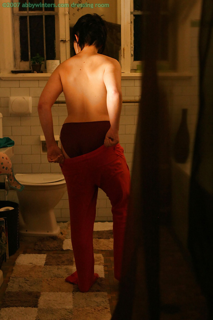 Natural short hair brunette - XXXonXXX - Pic 6