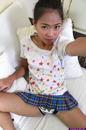 Naughty Jana is self shooting photos of her naked body after school - Picture 1