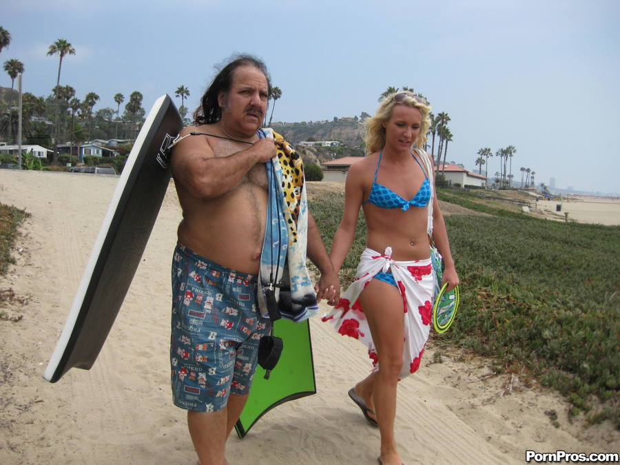 Blonde Teen Addison Fucks Ron Jeremy's Old  - XXX Dessert - Picture 3