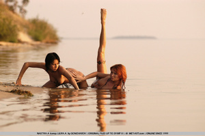 Out in the water the dangerous hot model - XXX Dessert - Picture 4
