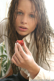 Melisa is one fine hottie see her eat strawberries very seductively