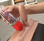 Amateur hottie lubes up her sybian machine before riding on it