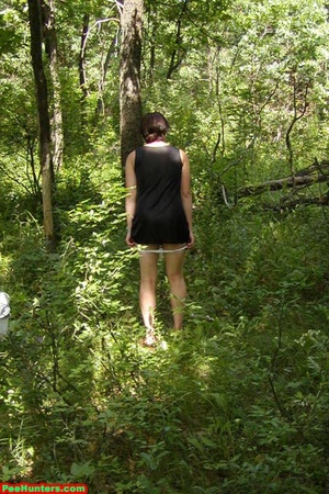 Spying on peeing in forest teen - Picture 9